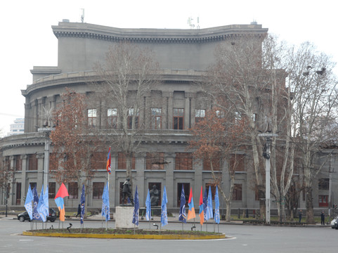 The Armenian National Academic Theater of Opera and Ballet named after Alexander Spendiaryan-埃里温必去景点