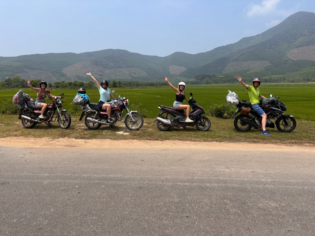 Hai Van Pass Riders-顺化必去景点