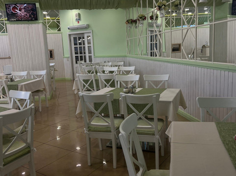 威亚特卡酒店主图