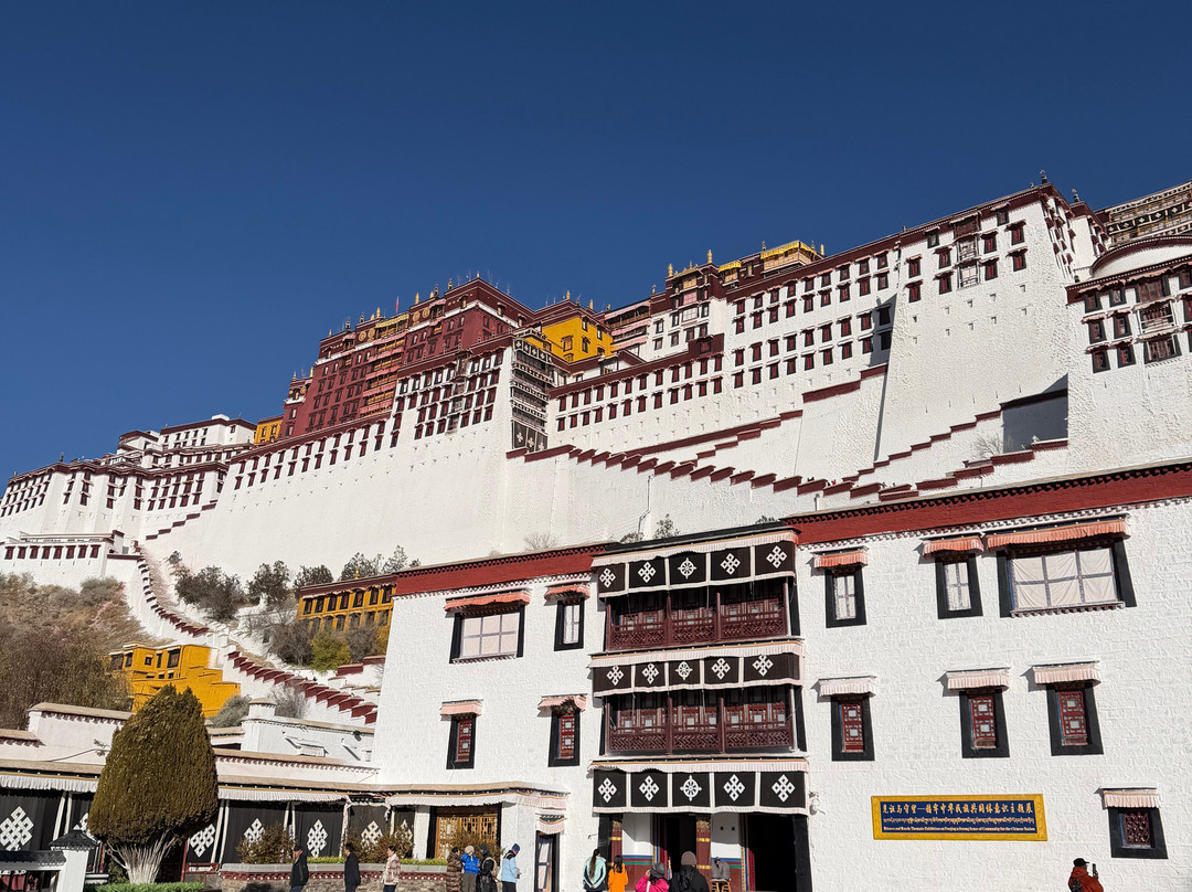 Xizang Travelers-拉萨市必去景点