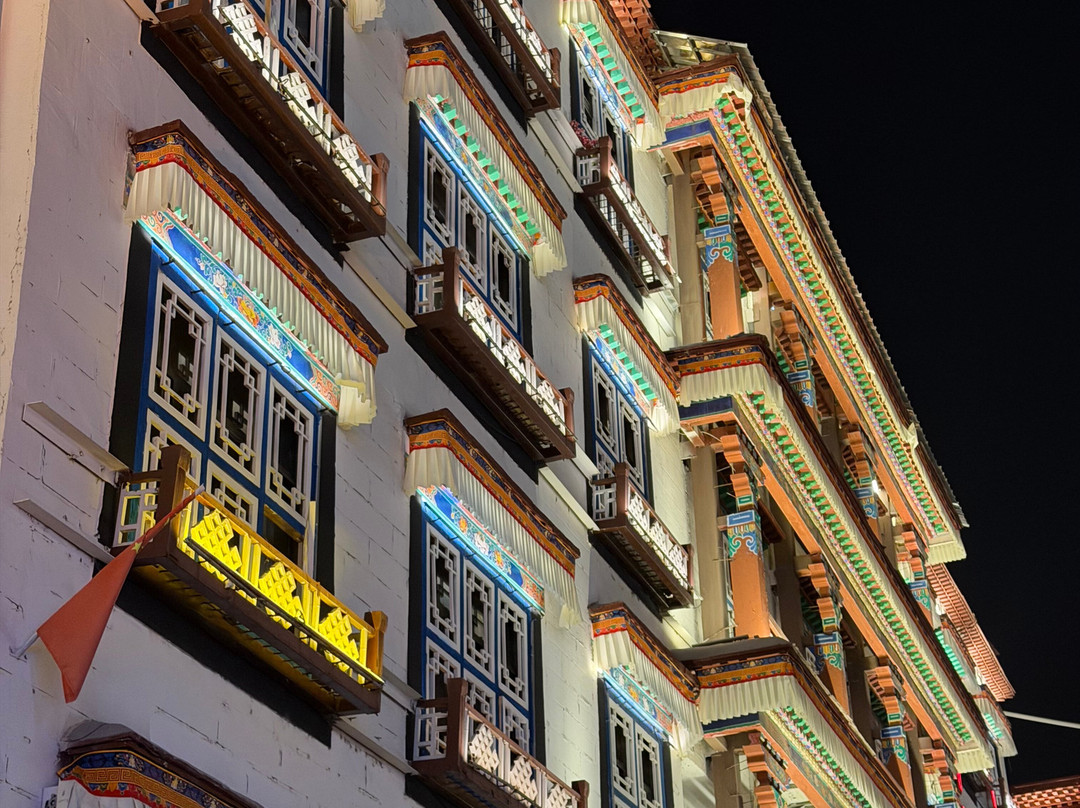 Xizang Travelers-拉萨市必去景点