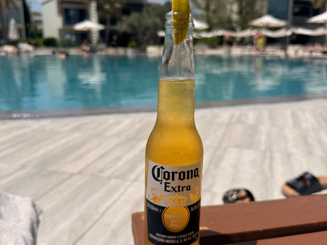 港口皇家别墅和温泉酒店-限成人主图