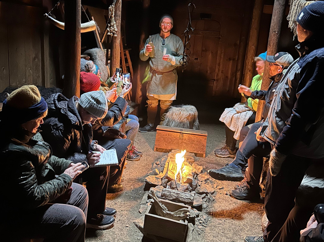 Eiriksstadir Viking longhouse-布扎达吕尔必去景点