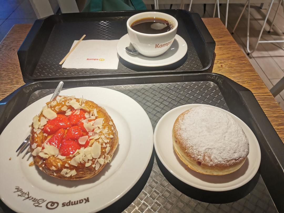 Kamps Bäckerei Mit Backstube