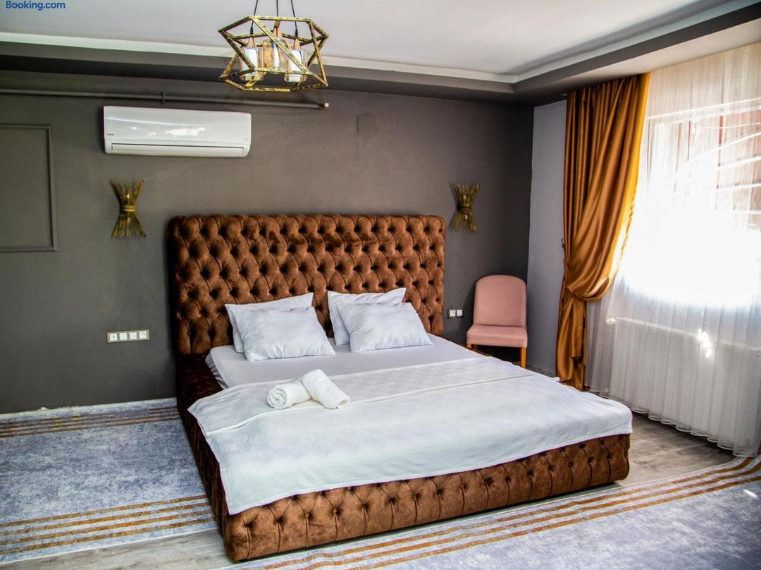We Nirvana Otel
