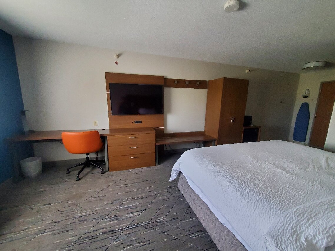 Holiday Inn Express 豪（斯特吉斯，MI）主图