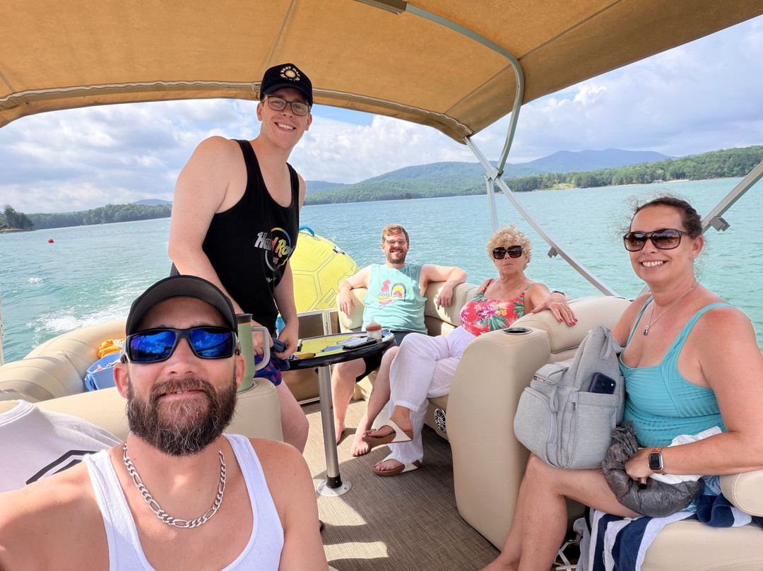 Blue Ridge Boat Rentals-Morganton必去景点
