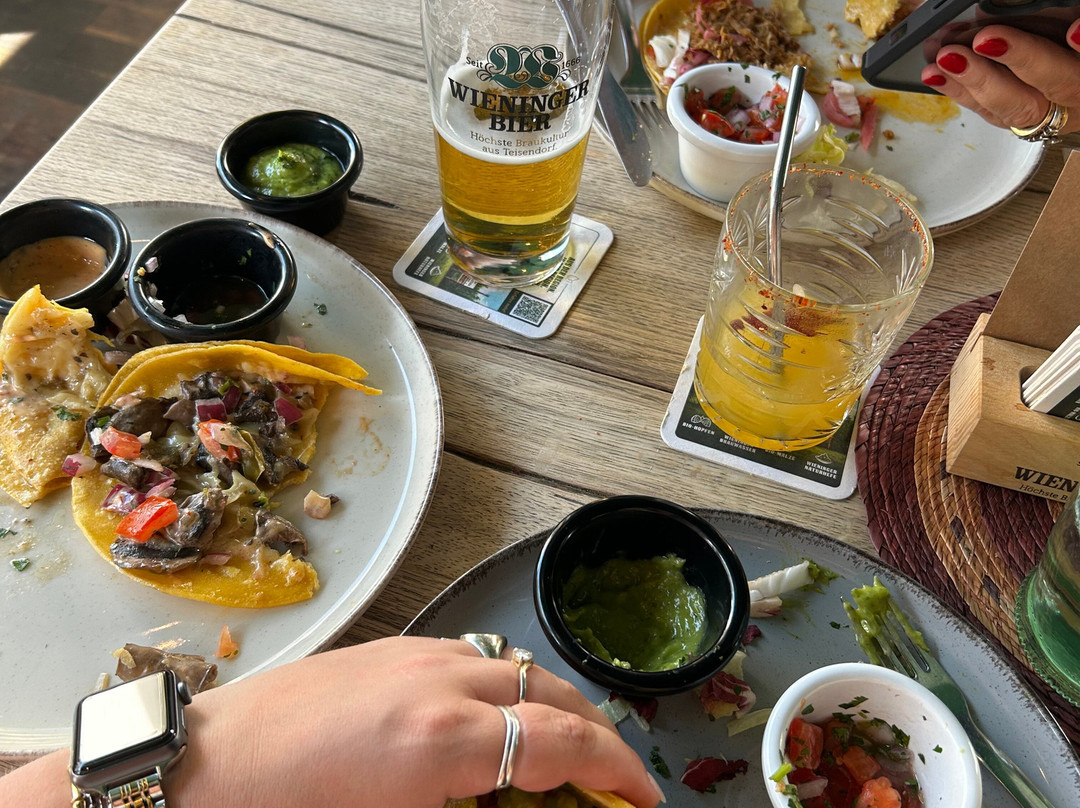 Santas Salsas