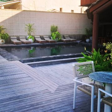 麦格纳普拉亚酒店-旅行者