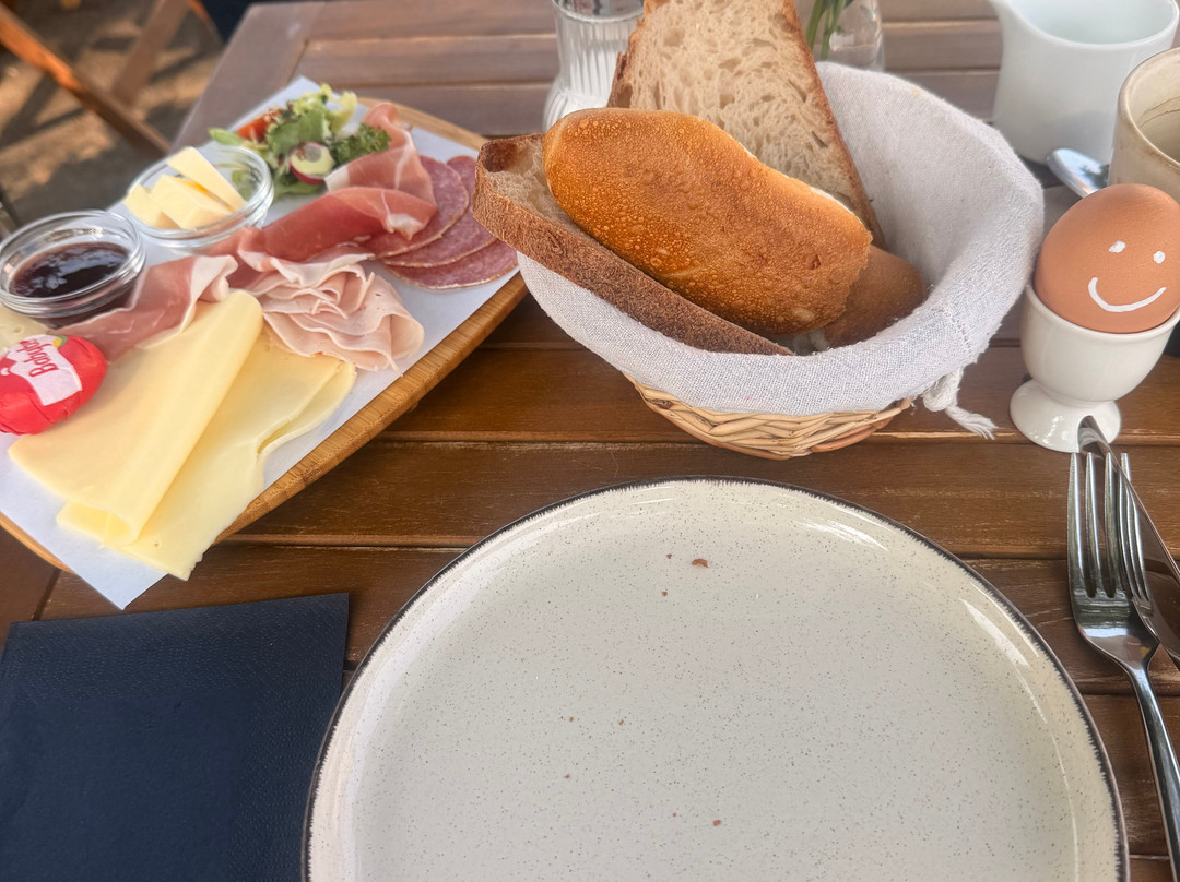 Café Mai