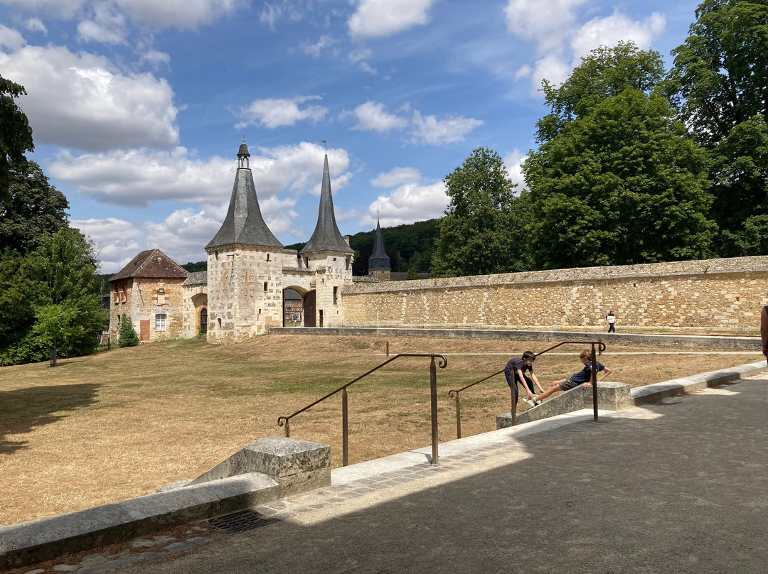 Abbey of Bec-Hellouin-Le Bec-Hellouin必去景点