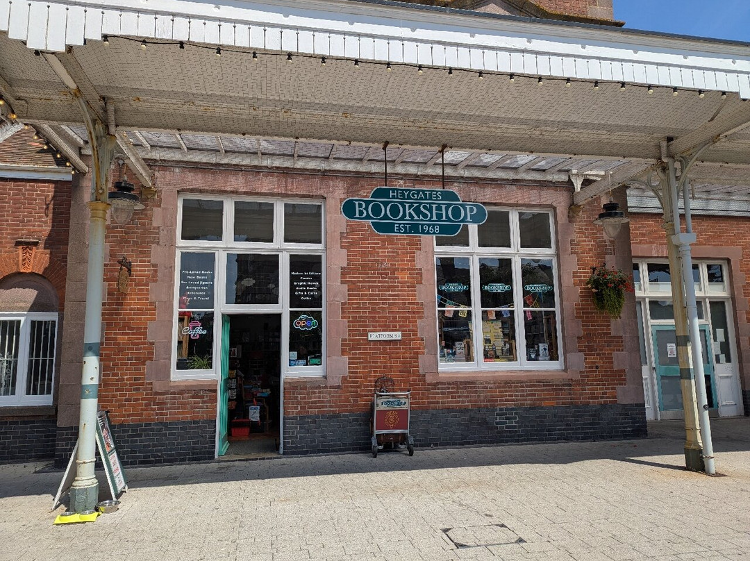 Heygates Bookshop-博格诺里吉斯必去景点