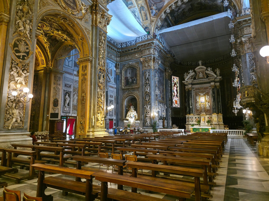 Cattedrale di N. S. dell'Orto-基亚瓦里必去景点