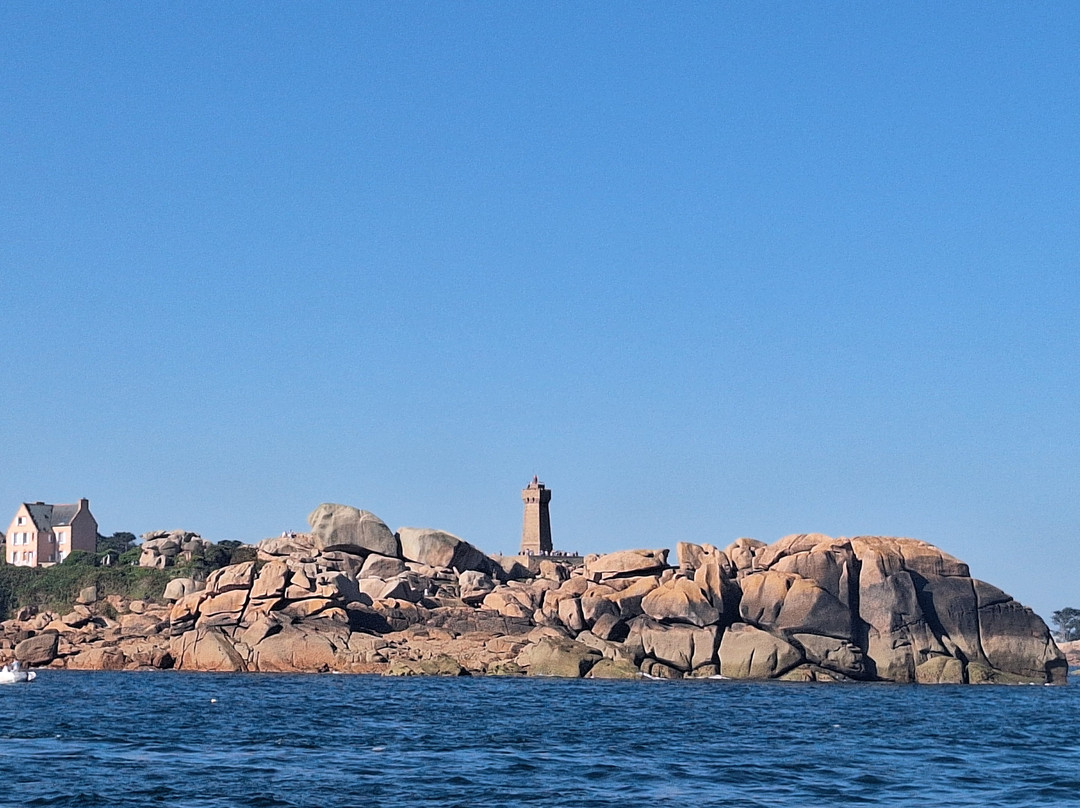 Réserve Naturelle des Sept Îles-皮若斯必去景点