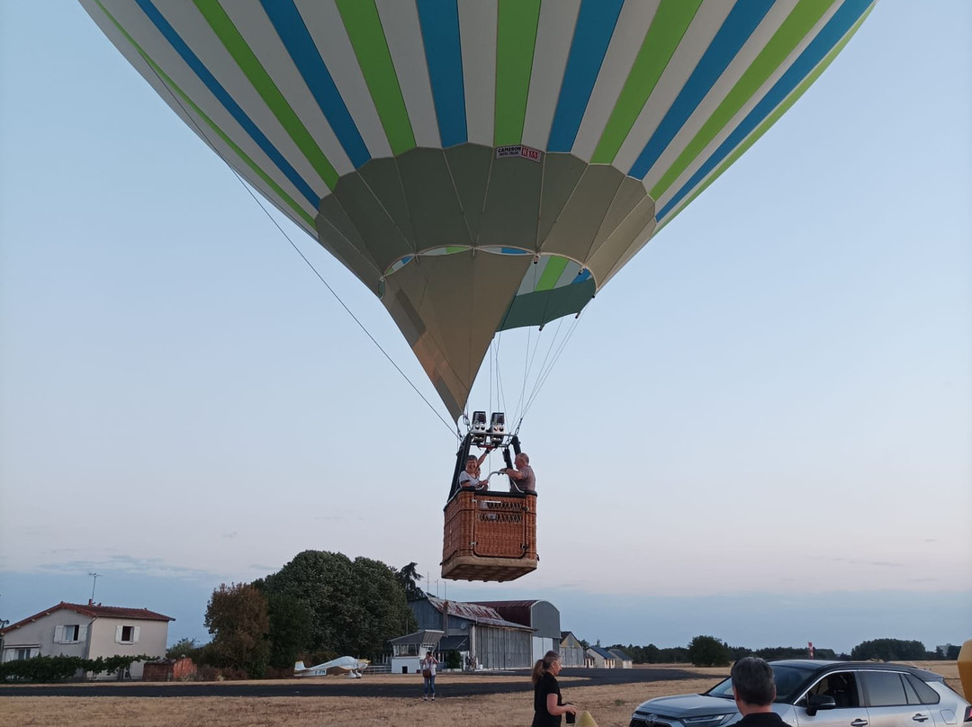 Montgolfière Centre Atlantique-沙泰勒罗必去景点