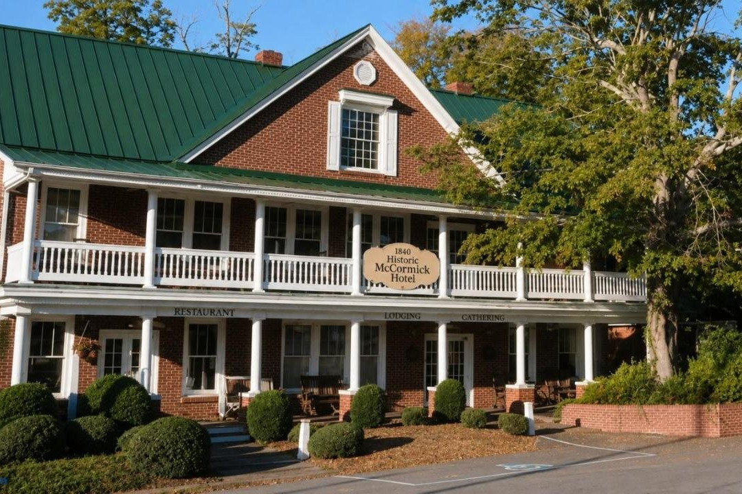 McCormick Inn