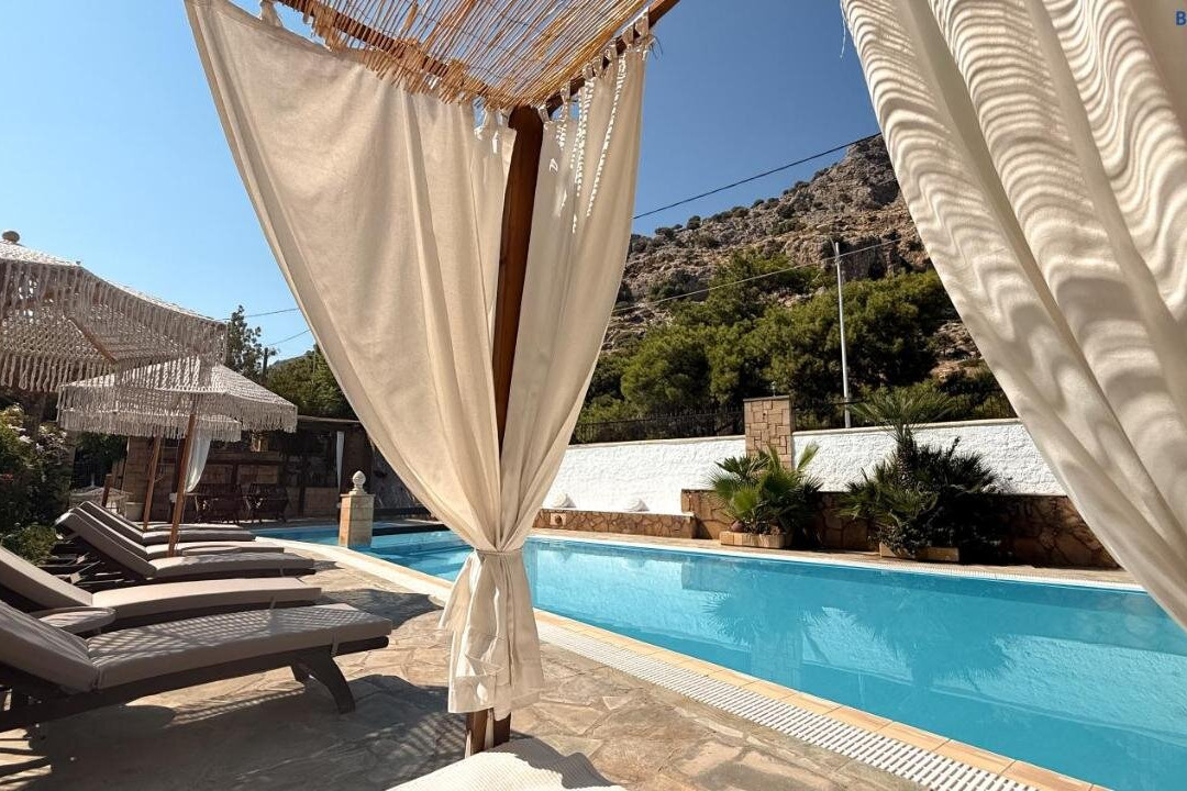 Theonia Villas