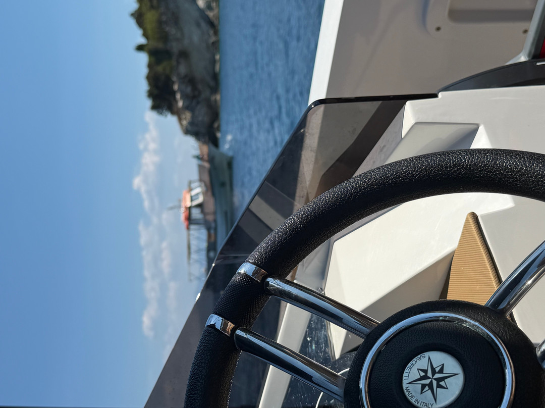 G.k. Boats Paxos-Gaios必去景点