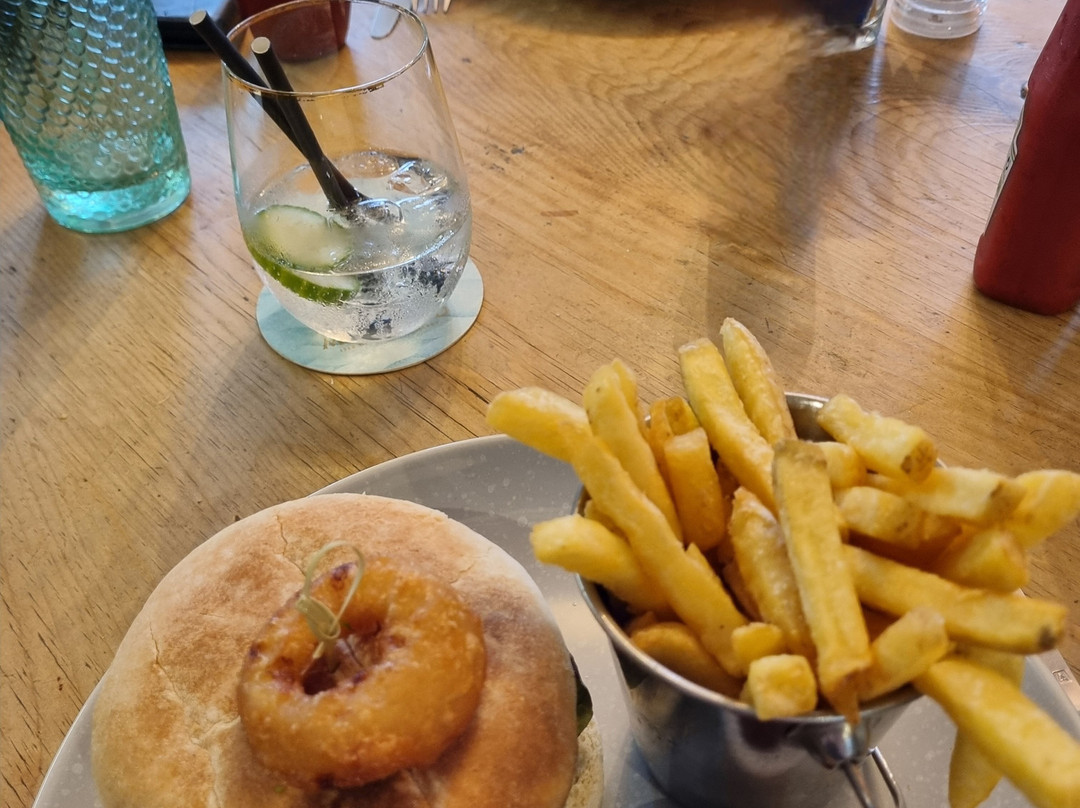 Isle Of Wight Distillery-赖德必去景点