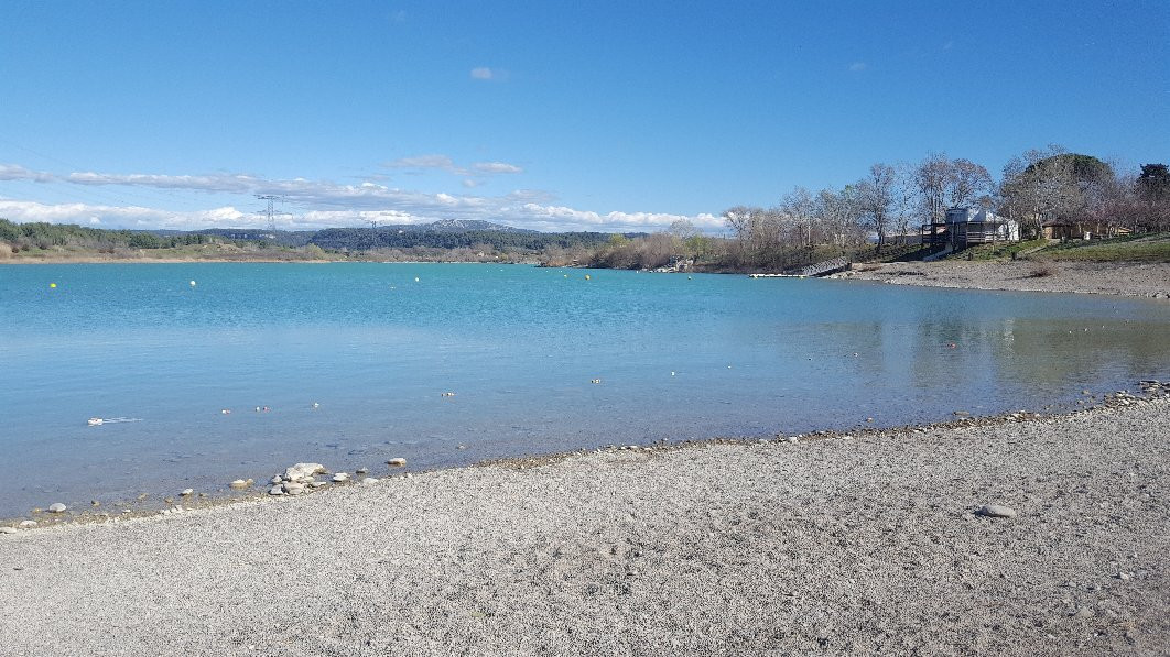Lac de Peyrolles景点图片