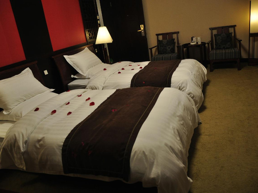 腾冲热海温泉度假酒店·美女池主图