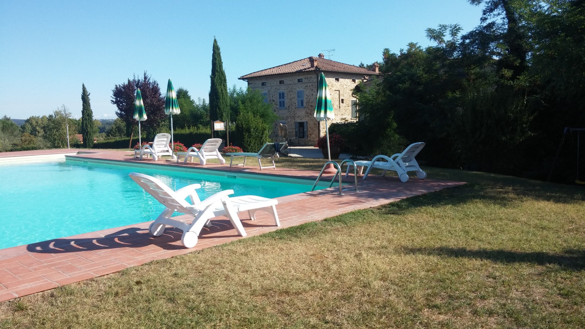 Borgo Il Villino-泳池