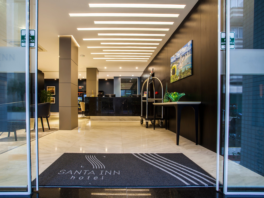 康泊琉海水浴场酒店住宿-Santa Inn Hotel