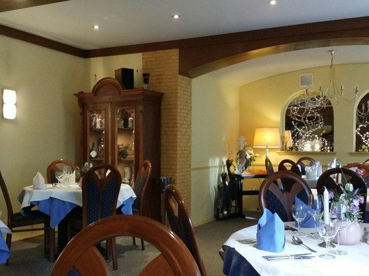 Quierschied酒店住宿-Altes Casino - Hotel-Restaurant