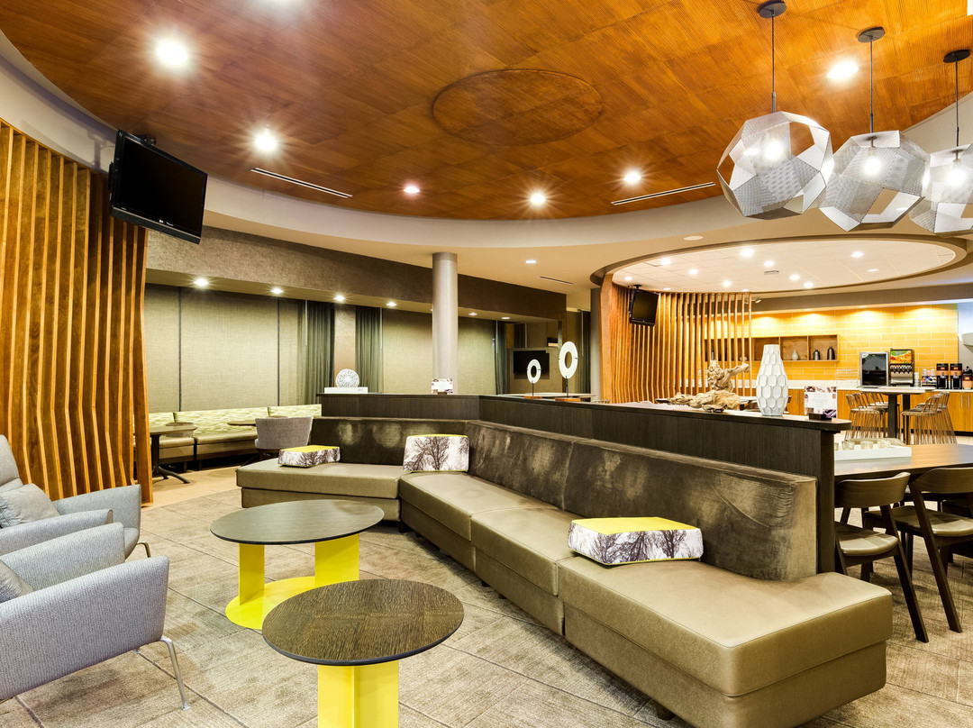 SpringHill Suites麦卡伦会议中心酒店主图