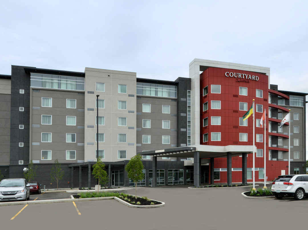 Courtyard by Marriott Saskatoon Airport主图