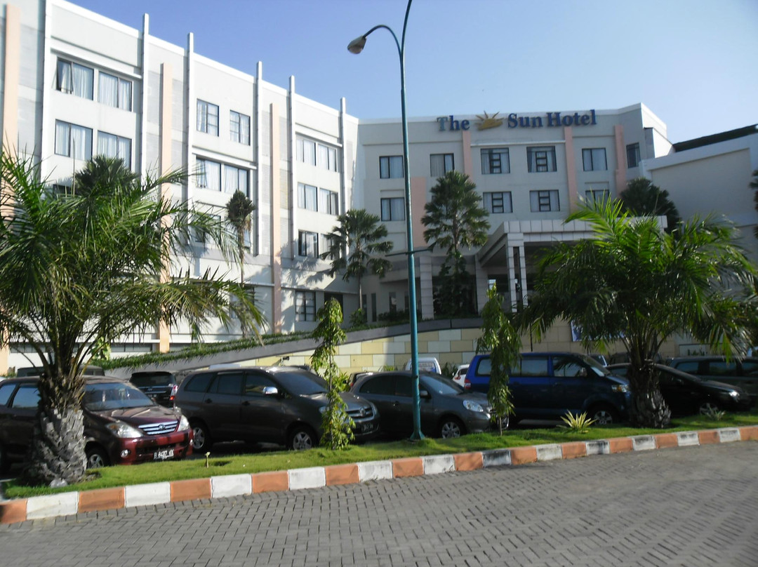 Sun Hotel Sidoarjo
