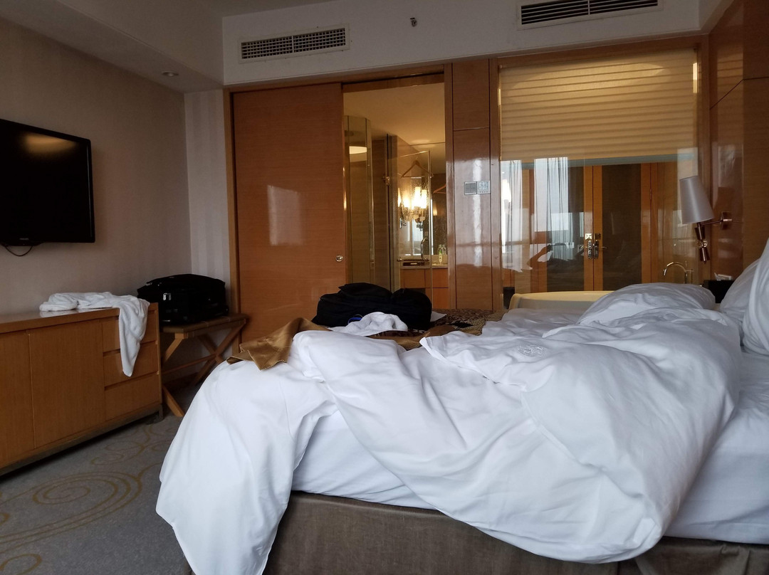 嘻牛·温州大酒店(贵阳喷水池地铁站店)主图