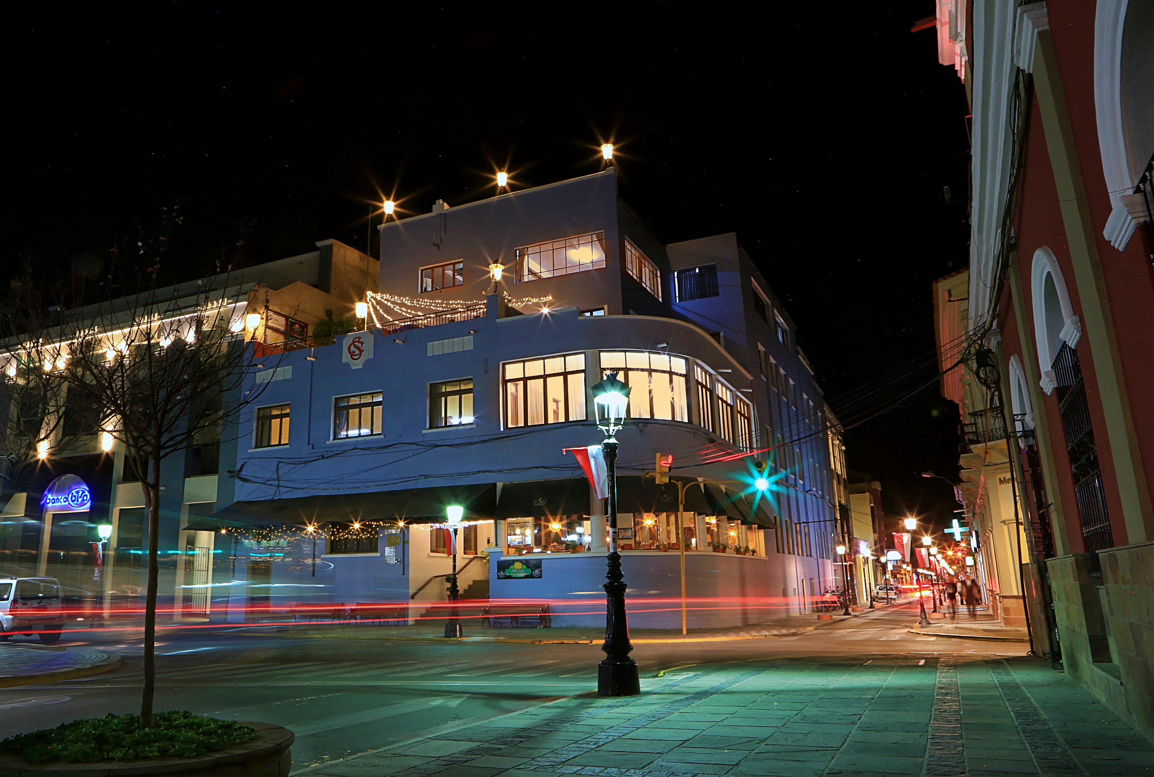 Macondo de Pizza Pazza Hotel RestoBar-官方