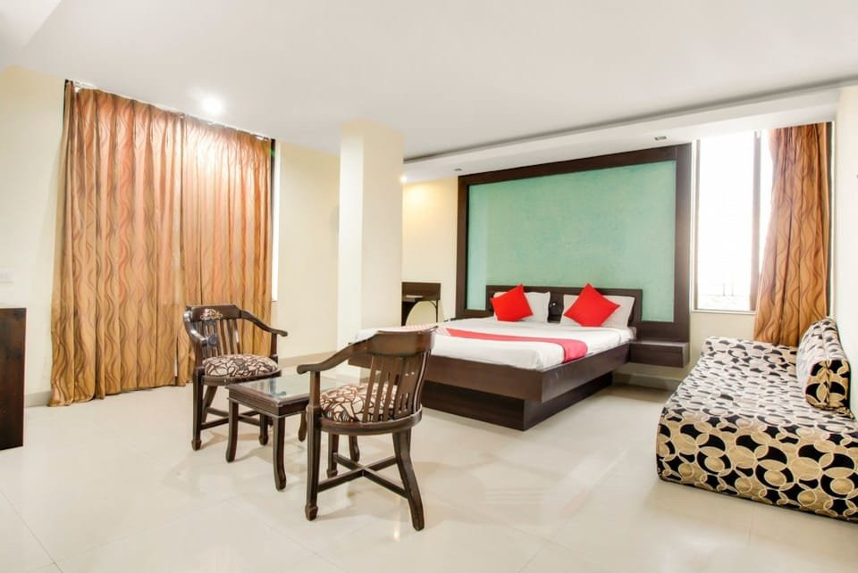 OYO 3336 Hotel Mantri Residency