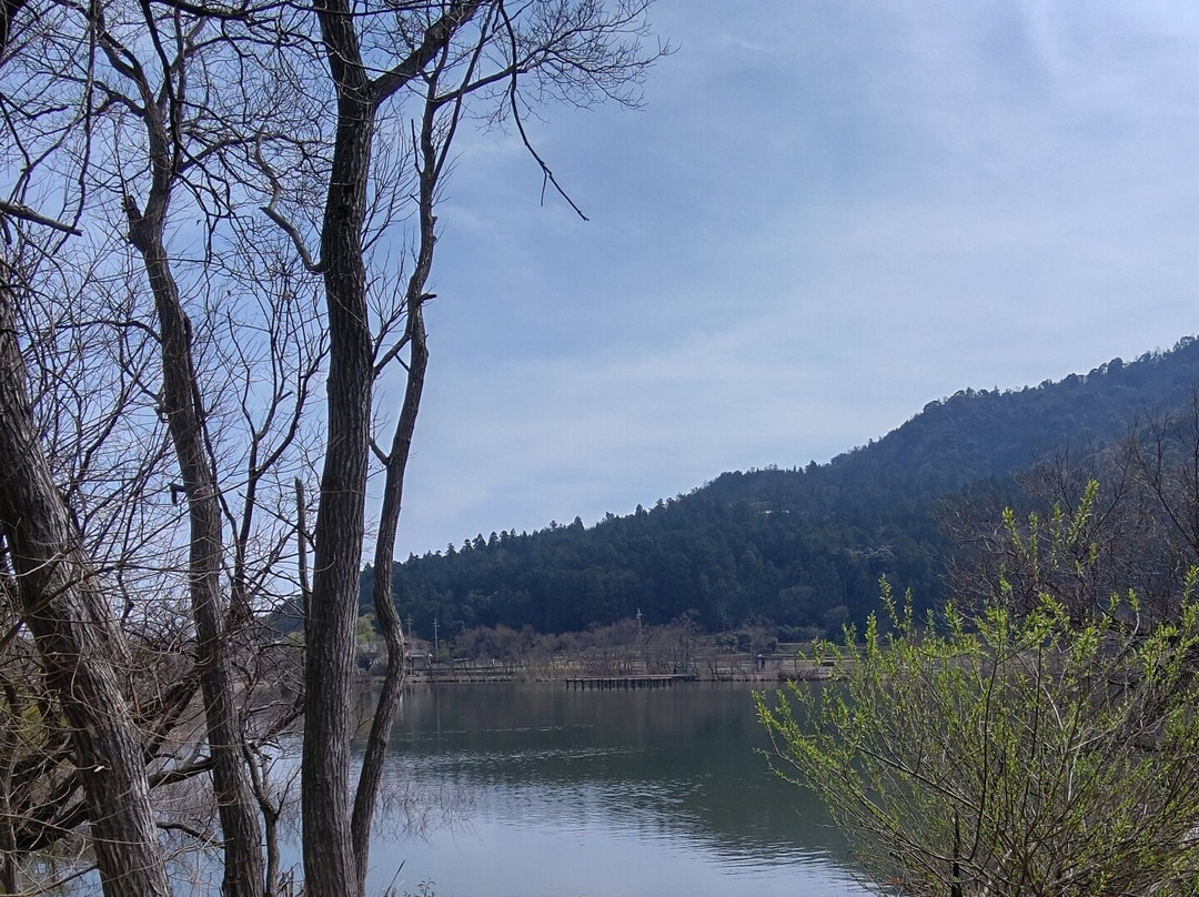 Otomegaike Pond