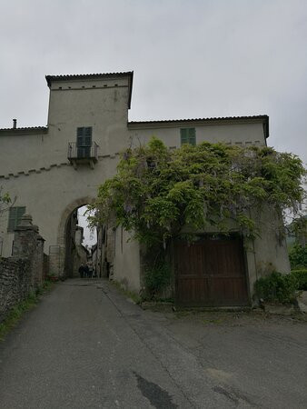 Borgo Mombaldone-Mombaldone必去景点