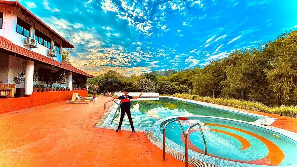 Kadkani River Resort主图