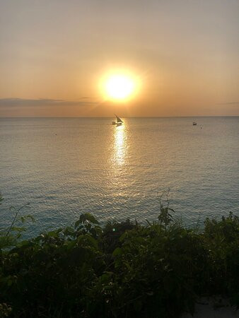 桑给巴尔悦宜湾奢享酒店主图