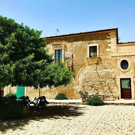 Casina Grotta di Ferro主图
