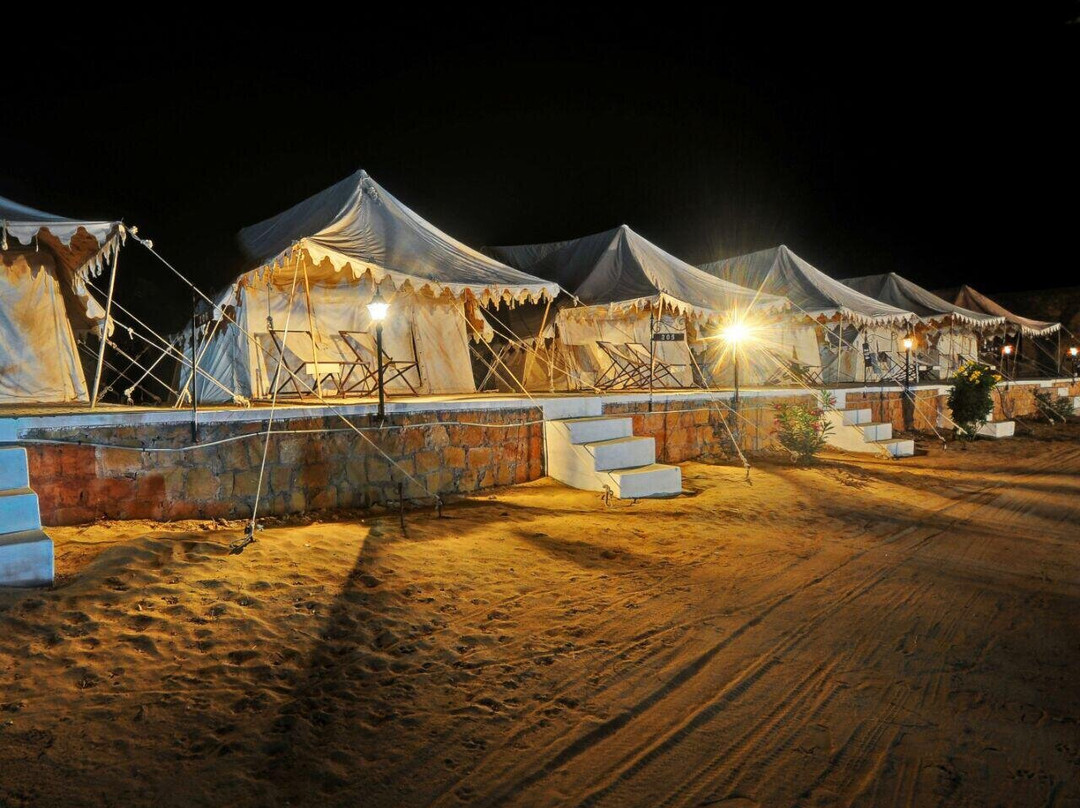 Camps by Stotrak主图