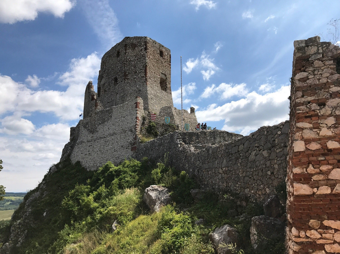 Csesznek旅游攻略图片