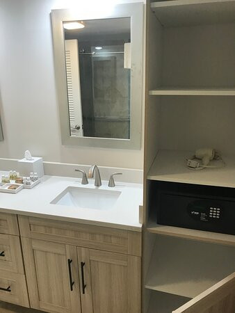 Pirates Pension at Bluebeards Castle主图