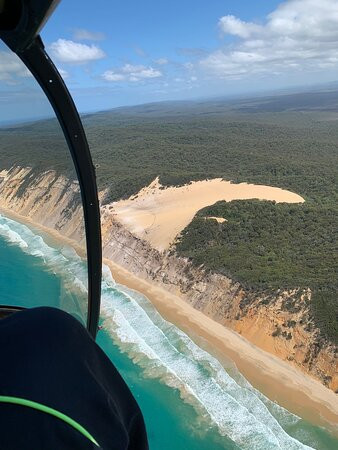 Rainbow Beach Helicopters景点图片