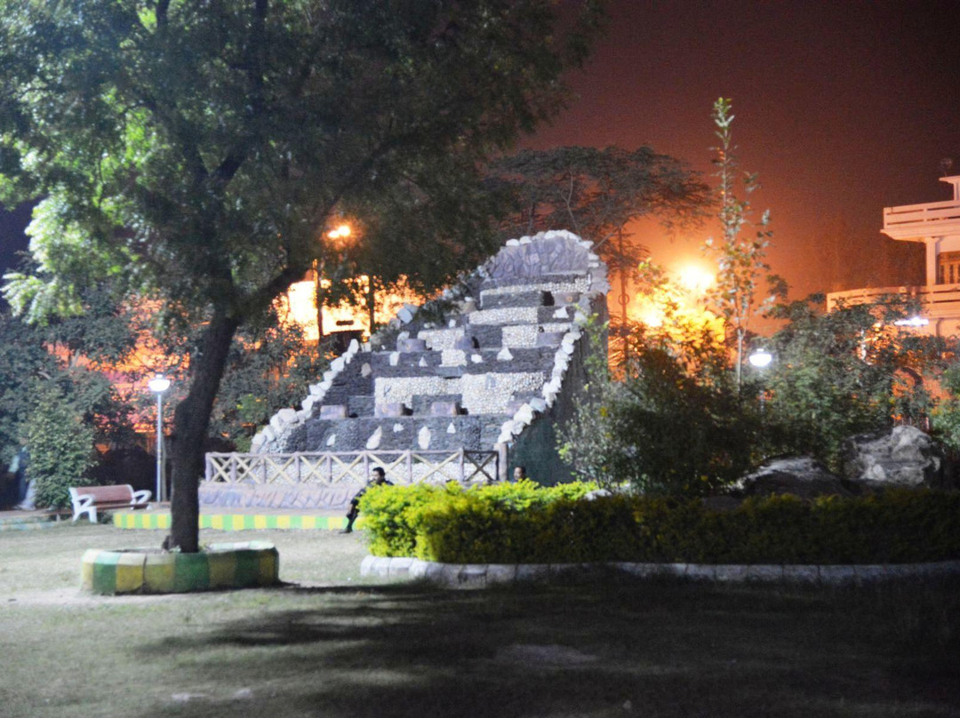 Rani Lakshmi Bai Par-Jhansi必去景点