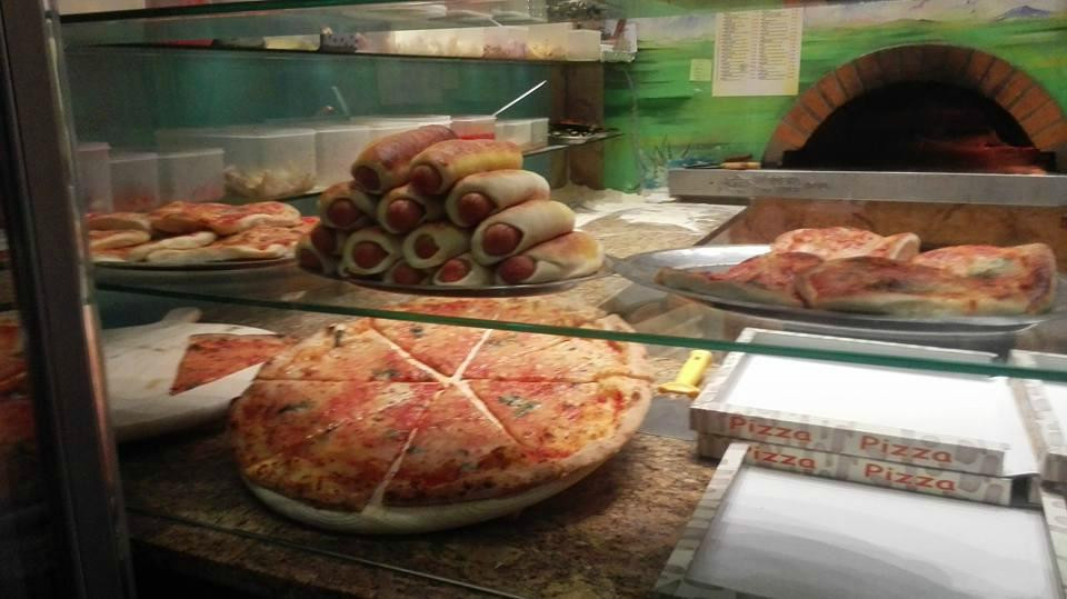 Villa Poma餐馆和美食-Centro Esportazione Pizza