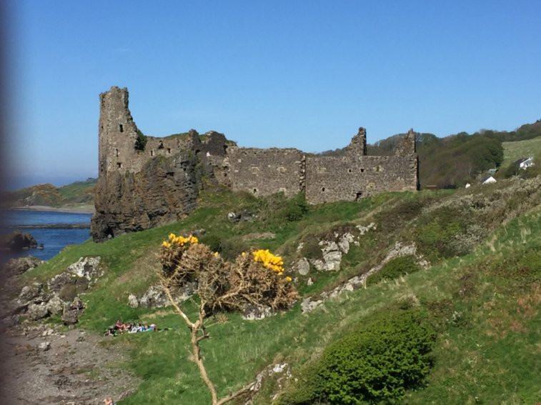 Dunure Castle景点图片