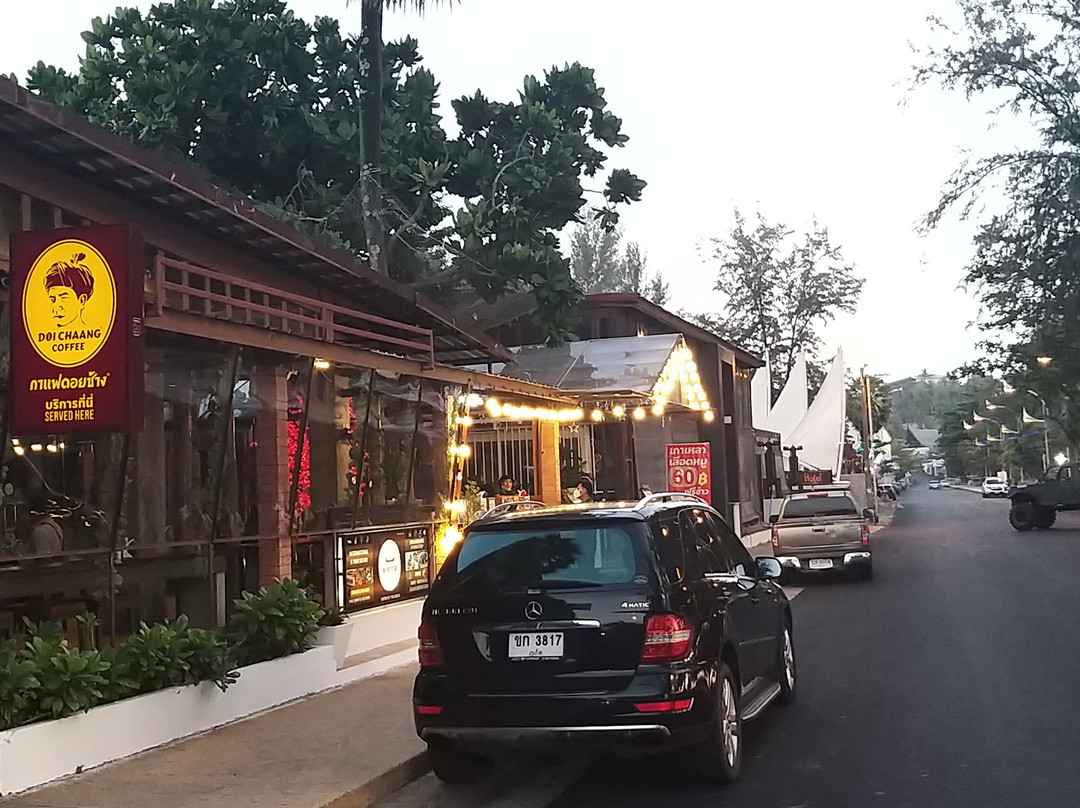 Window on Karon Cafe Restaurant