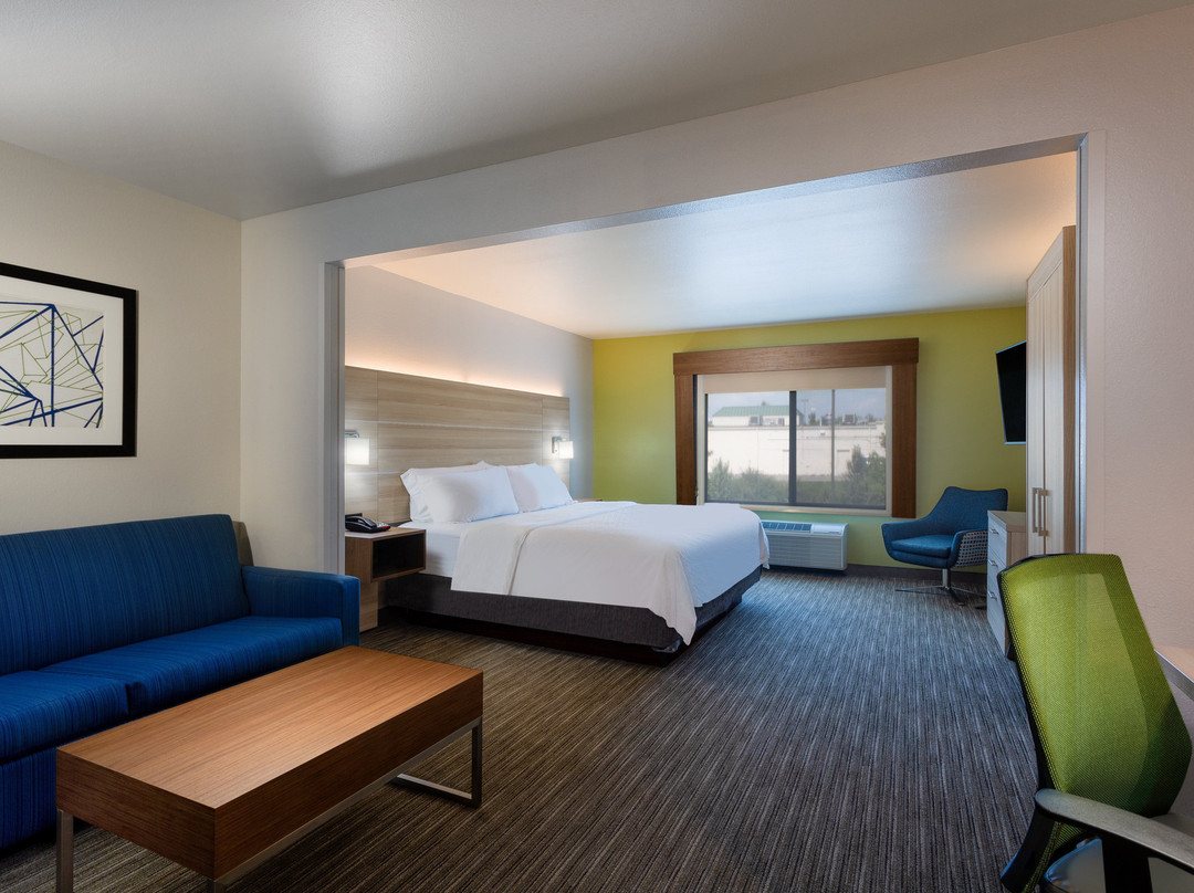 Holiday Inn Express & Suites Lewisburg By IHG主图
