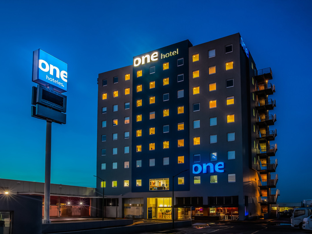 Hotel One Puebla FINSA主图