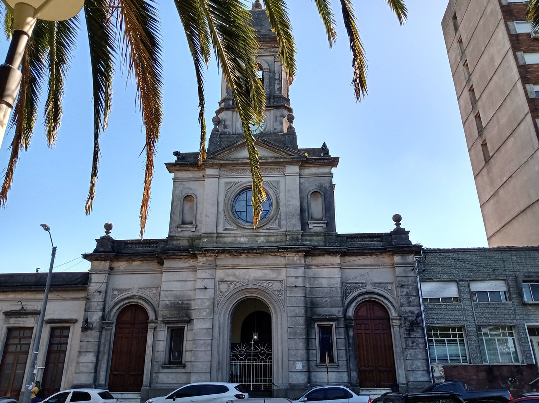 Plaza Flores-Rivera必去景点